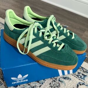 adidas Handball Spezial Collegiate Green Semi Green Spark (Women's) (Size 6.5W)